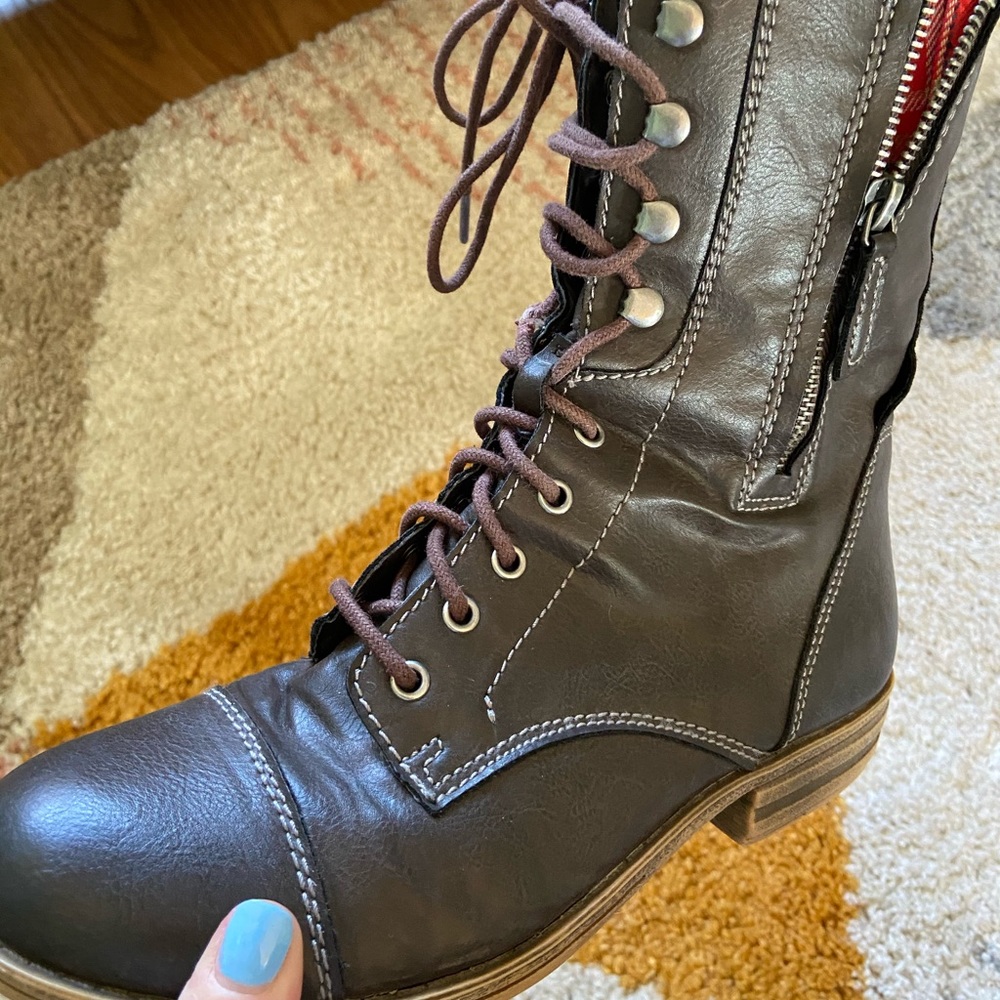 Brown boots